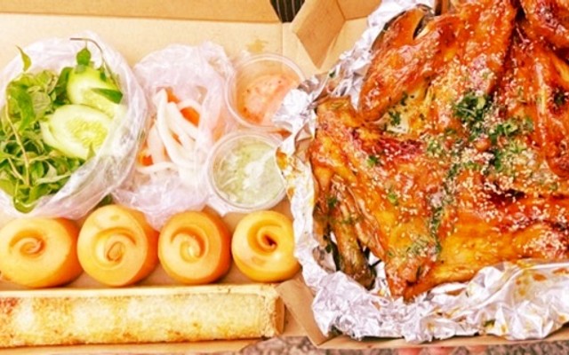 Gà Nướng & Cơm Lam Trần Nghĩa