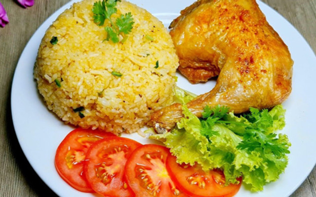 Cơm Gà Xối Mỡ Halal