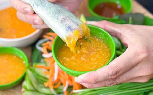 Bánh Cuốn, Bún Mắm & Nem Nướng - Đặc Sản Phú Yên