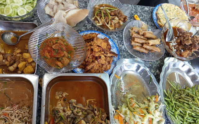 Cơm 16 - Trần Nhật Duật