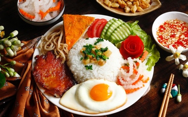 Cơm Tấm Cô Út - 150 Nguyễn Thị Thập