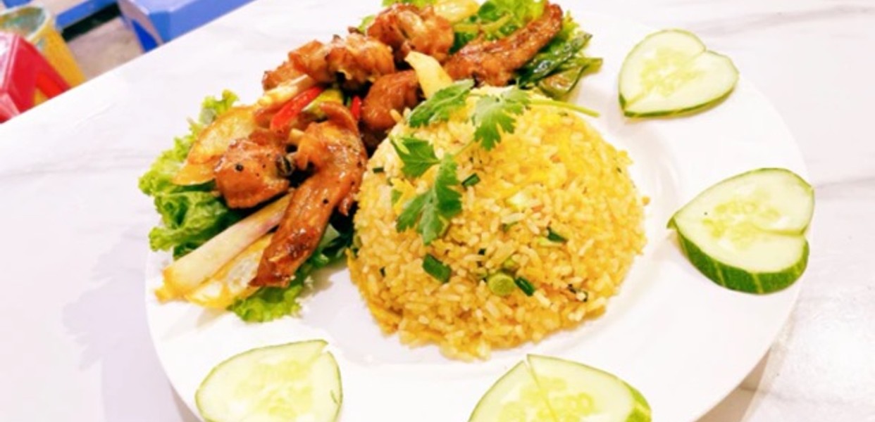 Nhà Tôi - Cơm Xào & Mì Xào - Trần Bạch Đằng