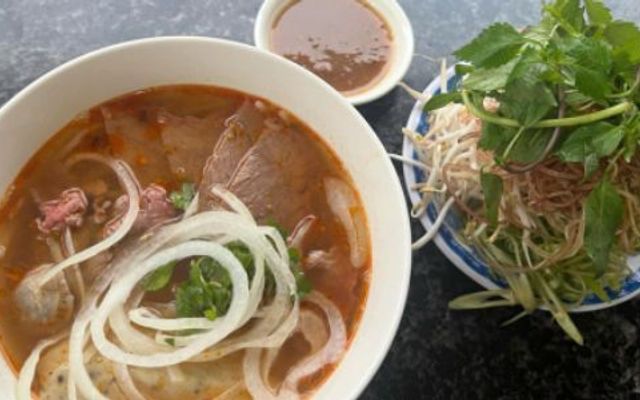 Kim Loan - Bún Bò, Nem Nướng & Bò Lá Lốt - Bùi Hữu Nghĩa