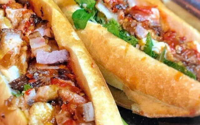 Bánh Mì Heo Quay Lu - Cafe HH