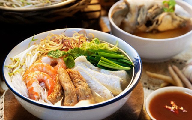 Bún Nước Lèo Xuân Yến