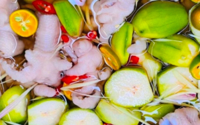 Tiệm Chân Gà Sả Tắc & Sốt Thái - Đường Láng