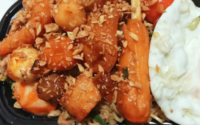 Bé Anh - Bánh Mì Nướng, Bún Xì Dầu & Mì Trộn - Phan Huy Ích