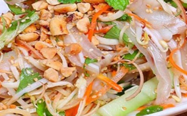 Quán Nem Nắm, Nộm Sứa & Xiên Que - Trần Phú