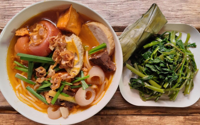 Bún Riêu & Canh Bún Cô Ba - Lê Trọng Tấn