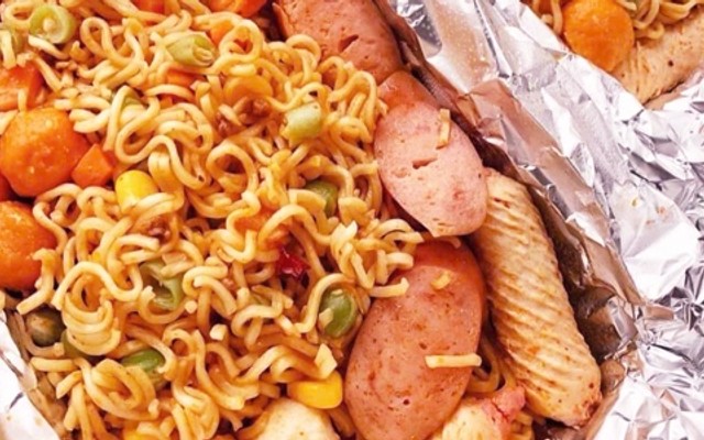 Bếp Nhà Bon - Mỳ Trộn Indomie