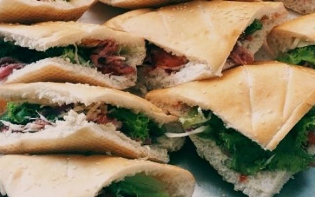 Bánh Mì SK Thổ Nhỉ Kỳ, Hamburger & Hotdog - Nguyễn Văn Trỗi