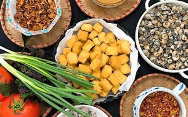 Bà Nhi - Bún Ốc Pháp Vân