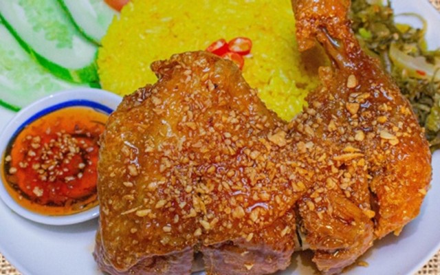 Cơm Gà Chang Chang - Hóc Môn