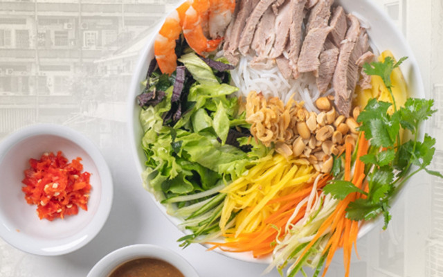 Cô Út SaiGon - Hủ Tiếu, Gỏi Cuốn & Bún Trộn Nam Bộ