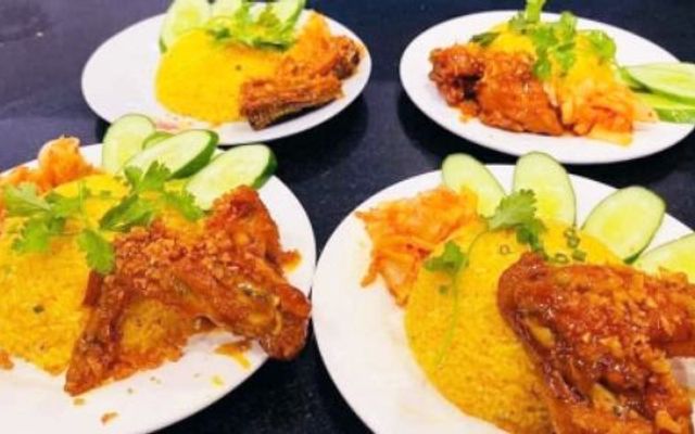 Quán Cơm Gà Xối Mỡ - 90B Tân Hòa Đông