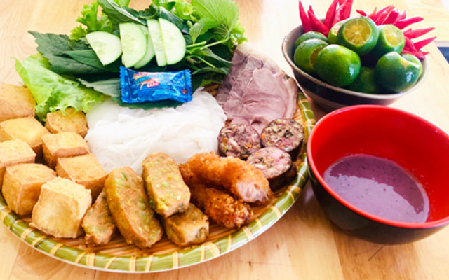 Tiệm Bún Đậu 385