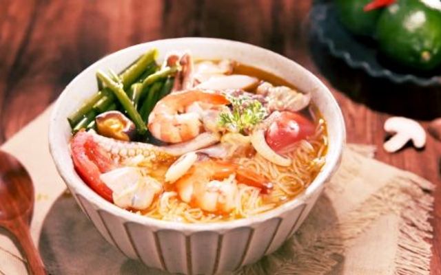 Bún Thái Hải Sản - Hoàng Gia Phát