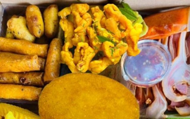 Gà Không Lối Thoát - Mẹt Gà Uyển Nhi