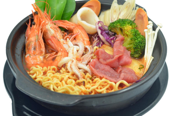 BẾP NHÀ CHANIE - MÌ CAY, BÚN THÁI & MÌ TRỘN