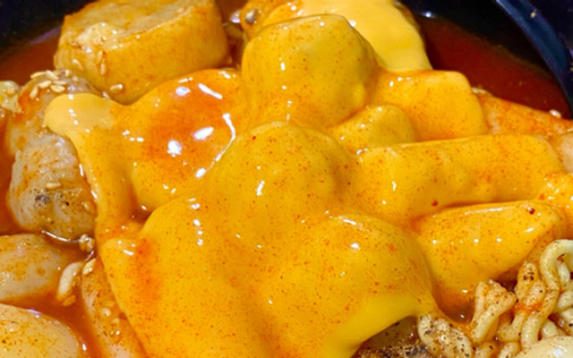 Hao House Chicken - Gà Sốt Chua Cay