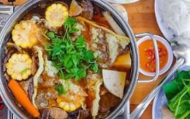 LẨU CHAY HOẰNG ĐẠT 2 - Lẩu Chay, Gỏi & Bánh Lọc - Tân Hòa