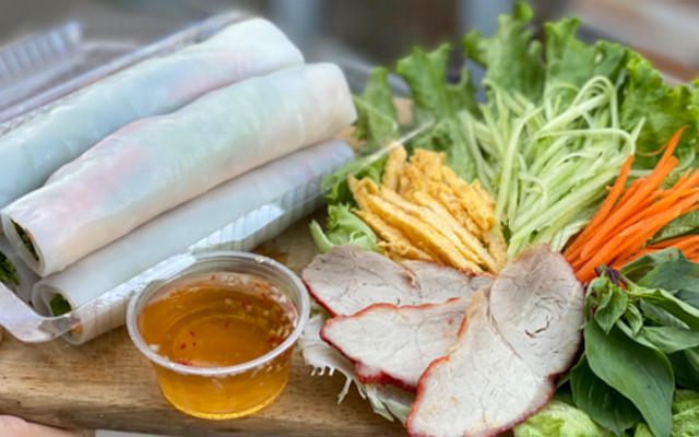 Tiệm Cuốn - Phở Cuốn, Mì Trộn Xá Xíu & Trà Tắc Thảo Mộc