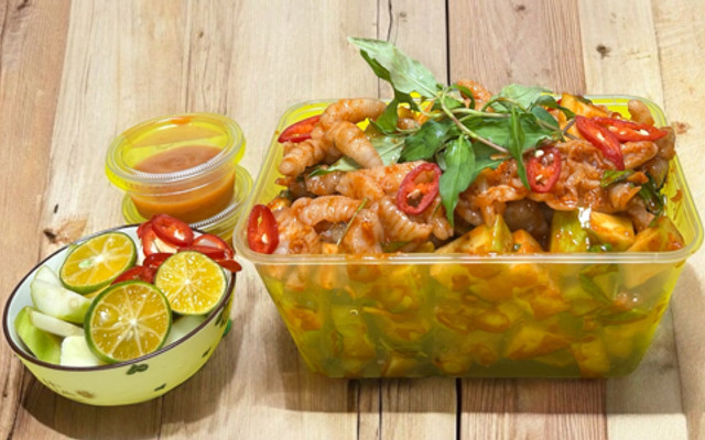 Chân Gà Trứng Non Sốt Thái & Sả Tắc Hoàng Hải