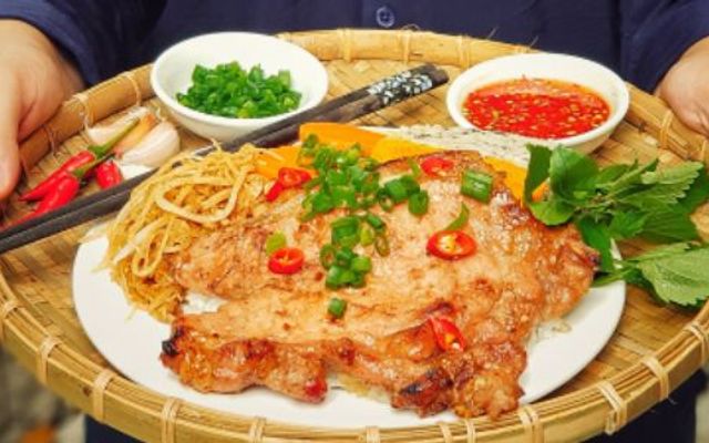 Cơm Tấm B&T - Phạm Văn Thuận