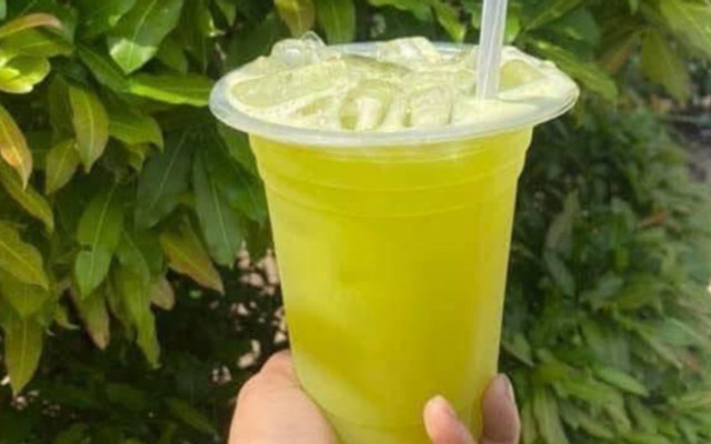 Gà Ủ Muối Madam Hoàng - Phú Thuận