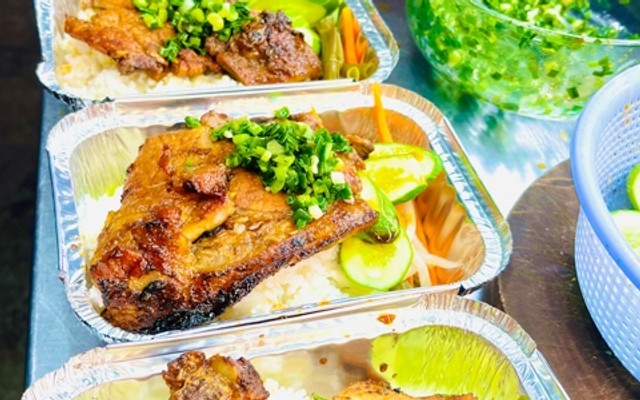 Cơm Tấm Má Hai - Tỉnh Lộ 10