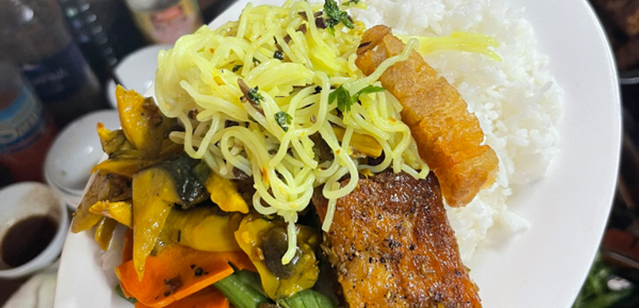 Quán Chay Hoan Hỷ - Cà Phê & Nước Ép - 80 Chi Lăng