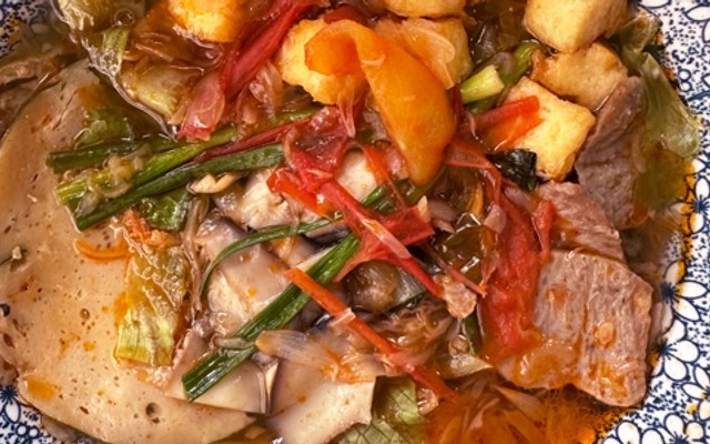 Quán Chay Vỉa Hè VEGAN - Bánh Mì Chay - Trần Quốc Toản