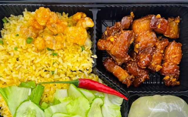 Quán Cơm Trịnh Gia - Ký - Phạm Ngọc Thảo