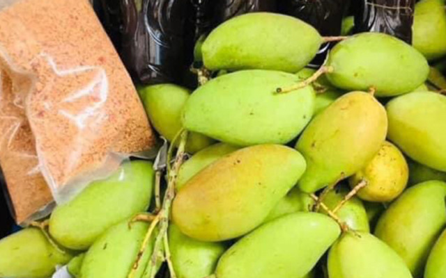 Hoa Quả Chua & Đồ Ăn Vặt - Giang Phan