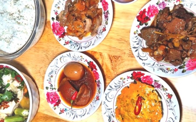 Tiệm Cơm Thương Thương