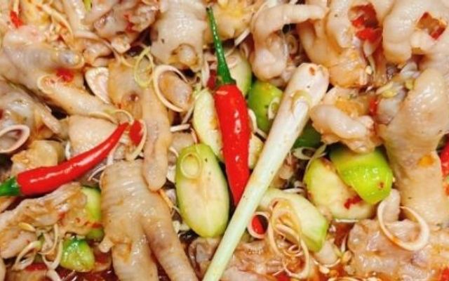 Chân Gà Nhà Thỏ - Hồ Đắc Di