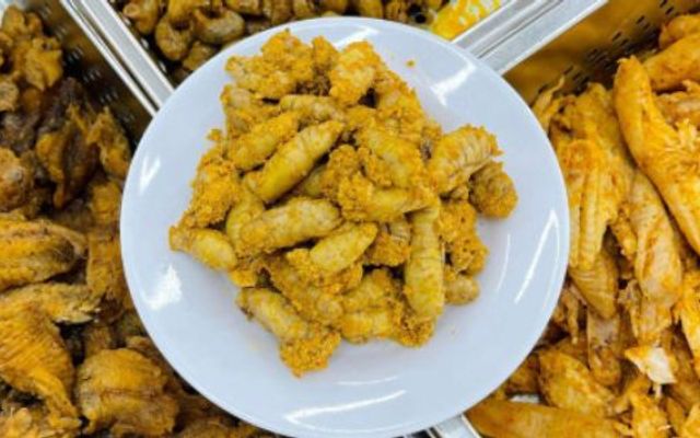 Huế + - Bánh Canh Cá Lóc - 303 Trần Hưng Đạo