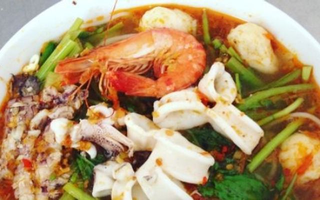 Bún Thái Hồ Thị Kỷ