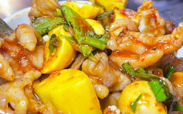 Chân Gà Sốt Thái BHC - Phạm Văn Thuận