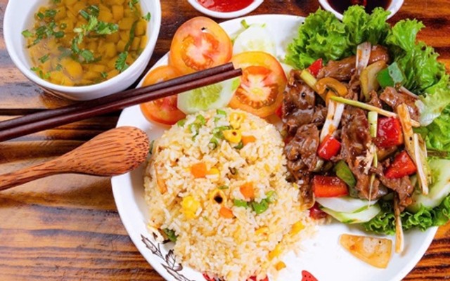 Nhà Bếp Thái Sơn - Cầu Diễn