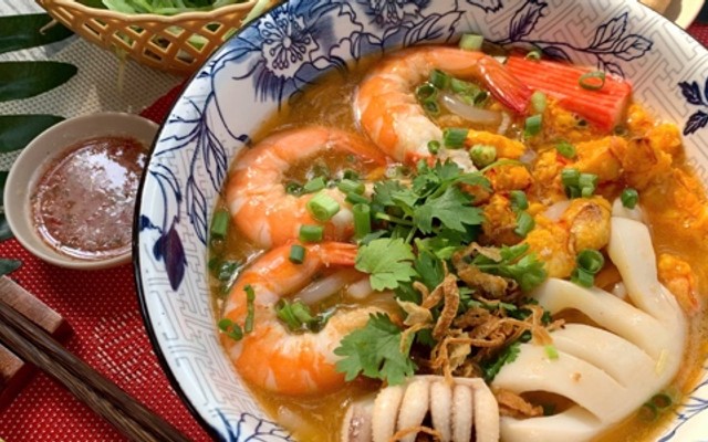 BÁNH CANH CUA ÚT NA - Đường Số 9