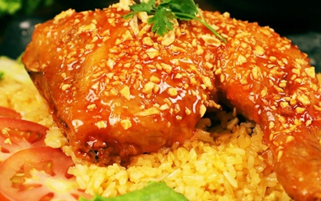 CƠM GÀ XỐI MỠ & CHÂN GÀ SỐT THÁI - HÙNG 223 - BÌNH TRỊ ĐÔNG