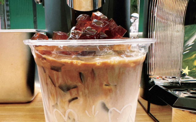 Tiệm Cà Phê Cô Bông