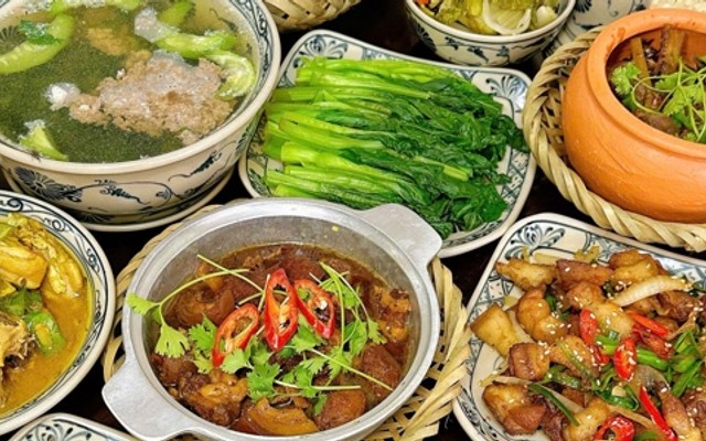 Cơm Nhà - Vị Quê Mẹ Nấu