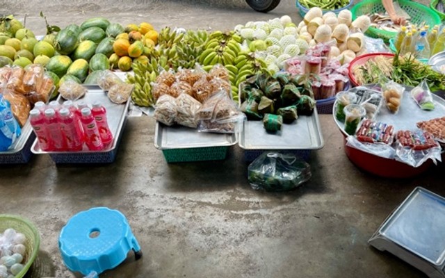 Thủy - Trái Cây & Ăn Vặt - Đường Số 3