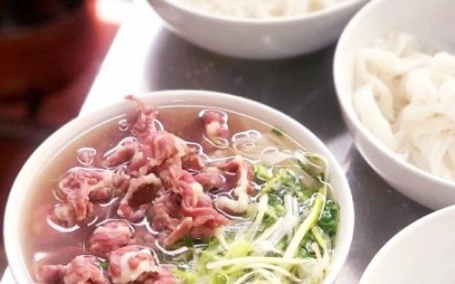 Phan Nguyễn - Phở, Bún Miến & Lẩu - Đại Hưng