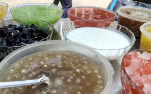 Quán Chè Chị Béo - 187 Triều Khúc