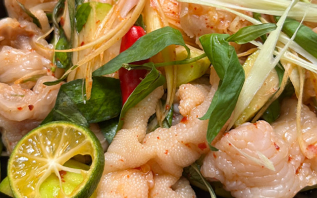 Chân Gà Năm Ngón