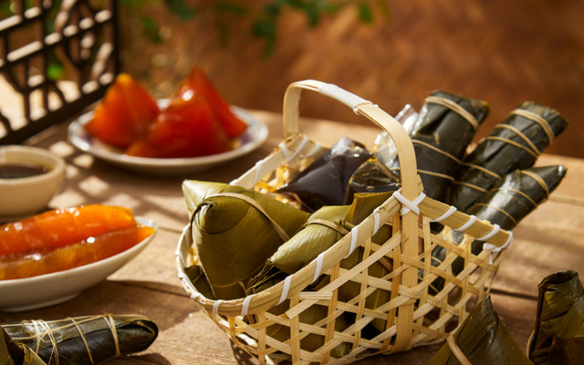 Bánh Đặc Sản - Bánh Tẻ & Bánh Nếp