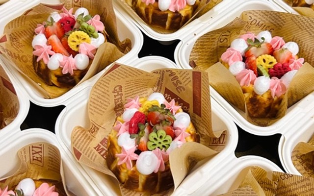 Muse Pastry - Bông Lan Trứng Muối